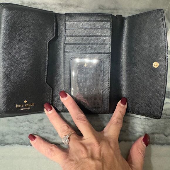 Kate Spade Saffiano Leather Womens Black Tri‎ Fold Phone Case Wallet /Wristlet - Picture 2 of 6